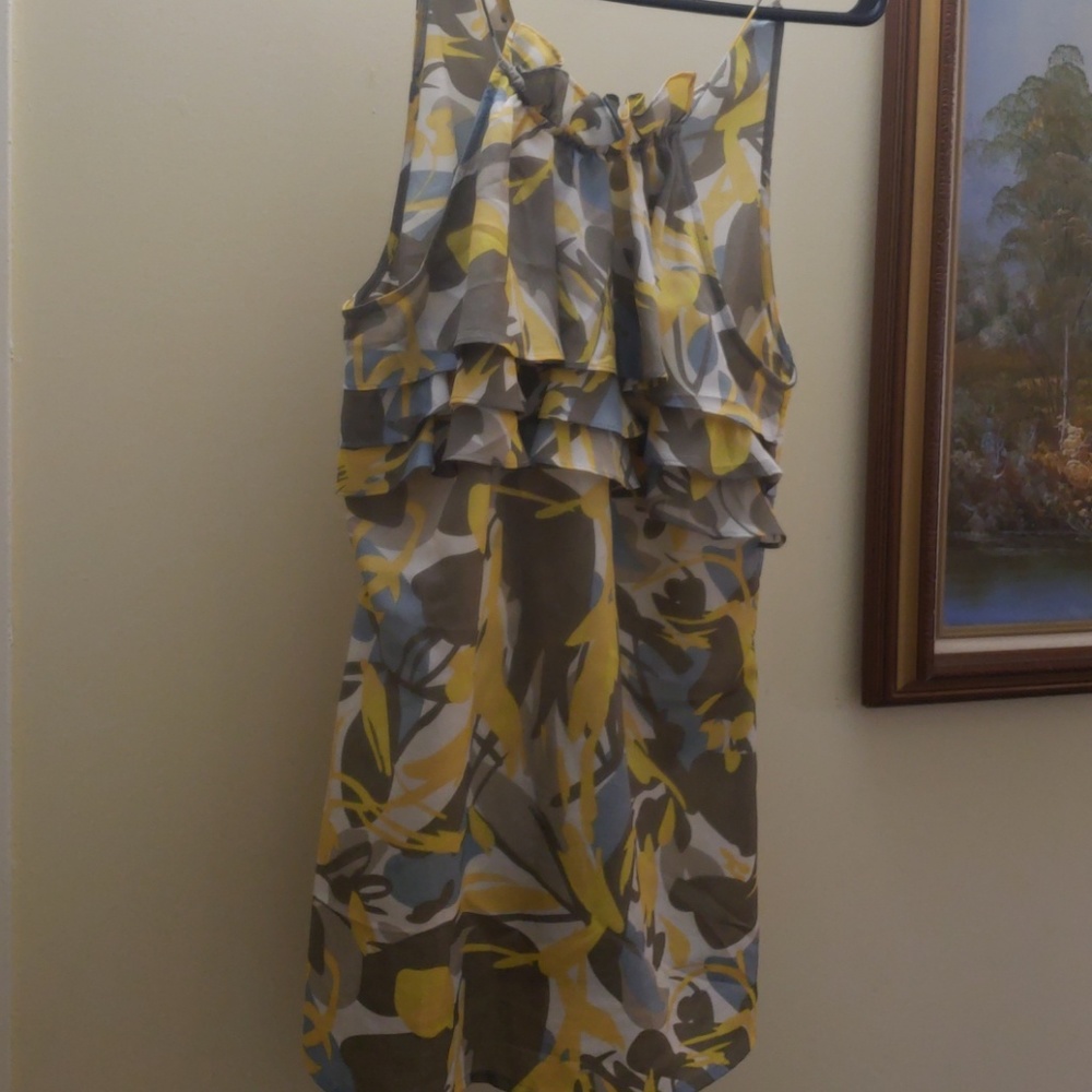 Banana Republic Grey and yellow top